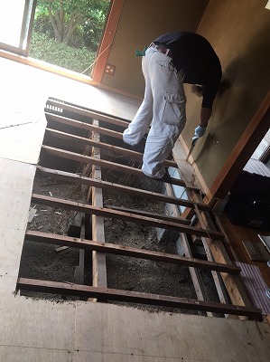 広島市西区で特殊清掃を行いました