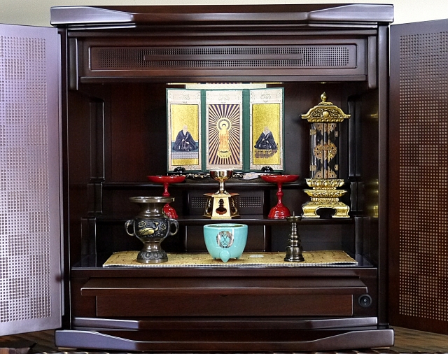 広島市中区にて仏壇仕舞い