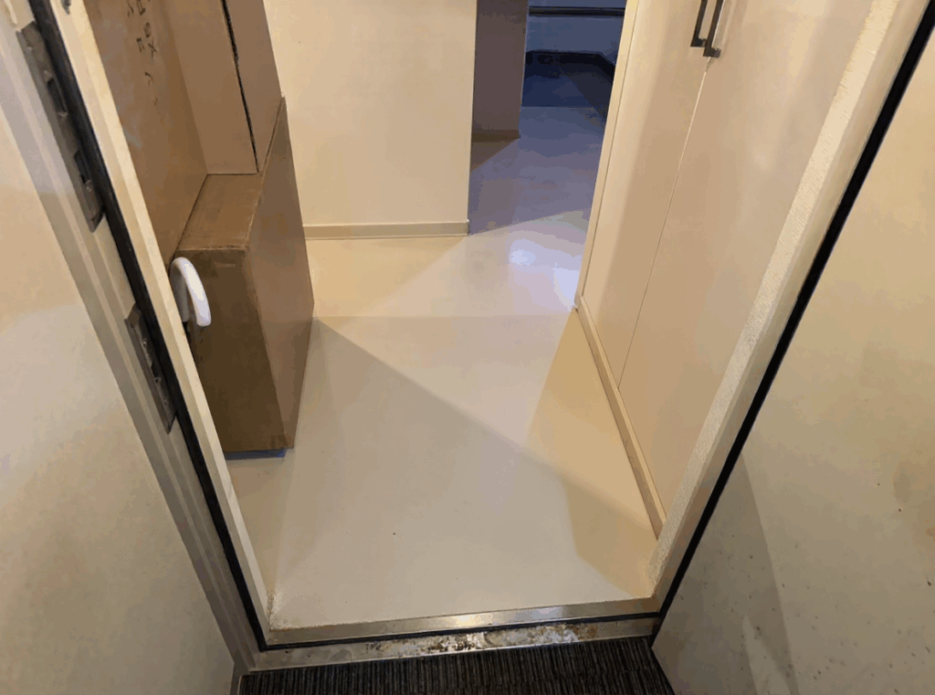 広島市南区二世帯住宅 4LDK のゴミ屋敷片付け事例 After