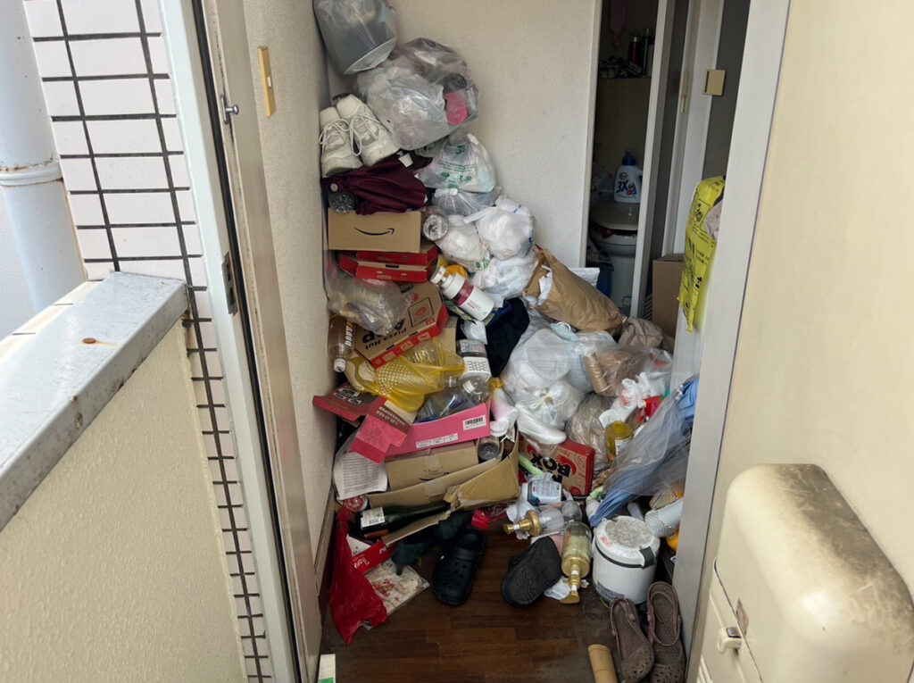 三次市戸建て 3LDK のゴミ屋敷片付け事例 Before