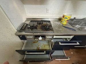 三重県鈴鹿市1DKアパートM.R様の作業事例