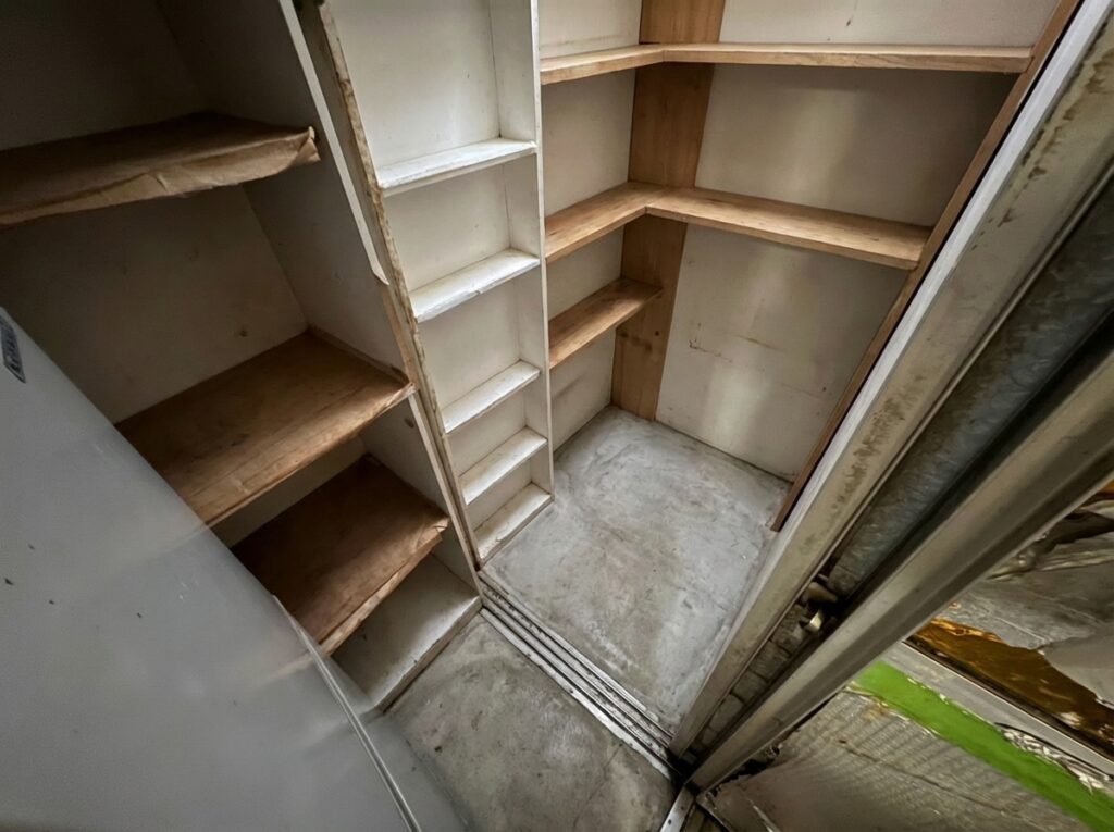 京都府舞鶴市1Kアパートk.U様の作業事例 After