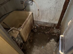 秋田県湯沢市1RマンションT.M様のゴミ屋敷片付け事例