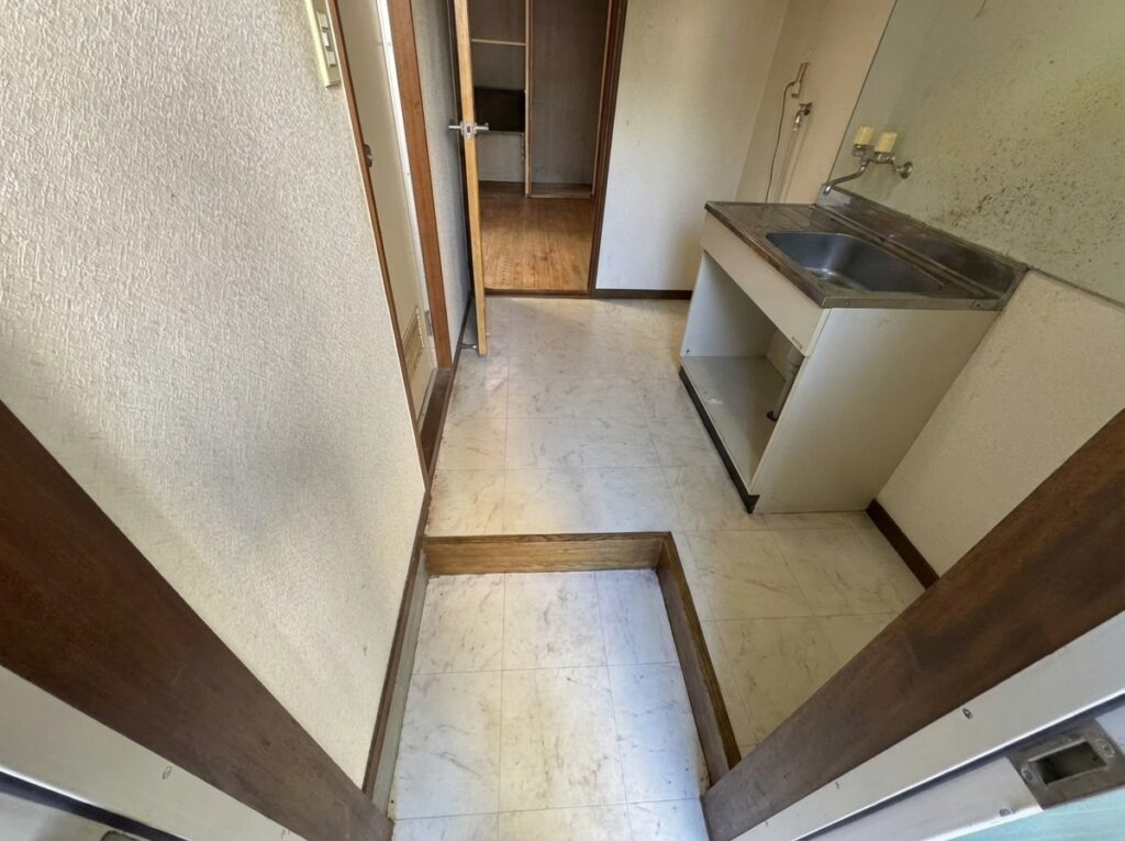 香川県綾川町2LDKマンションK.M様のゴミ屋敷片付け事例 After