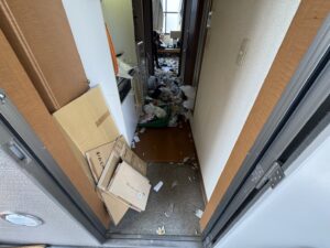 福岡県筑紫野市4LDK戸建てY.I様のゴミ屋敷片付け事例