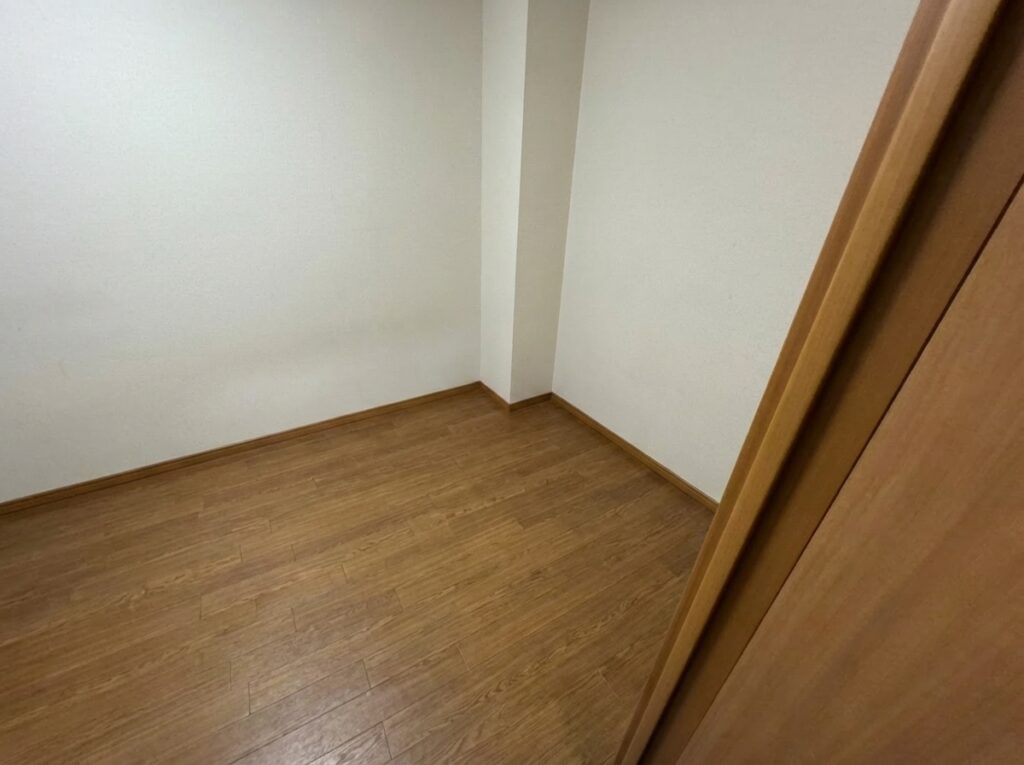 宮崎県西都市2DKマンションH.M様のゴミ屋敷片付け事例 After