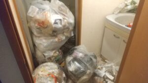 鹿児島県日置市2DKアパートM.A様のゴミ屋敷片付け事例