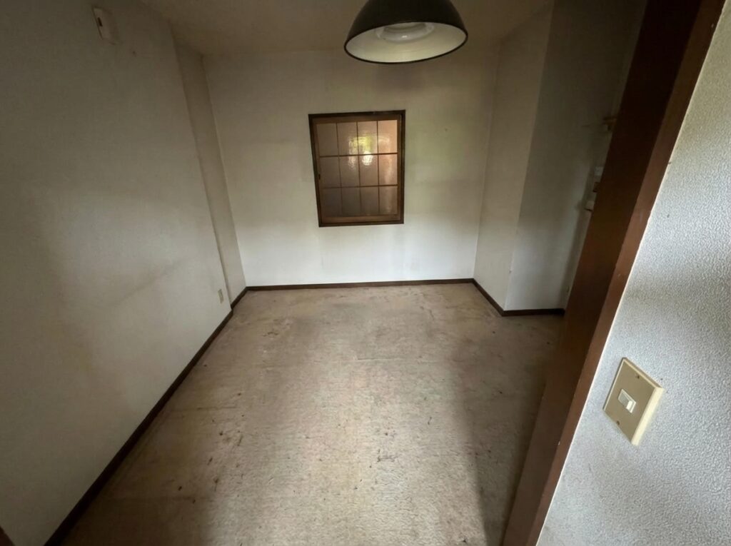 沖縄県豊見城市1RアパートK.I様のゴミ屋敷片付け事例 After