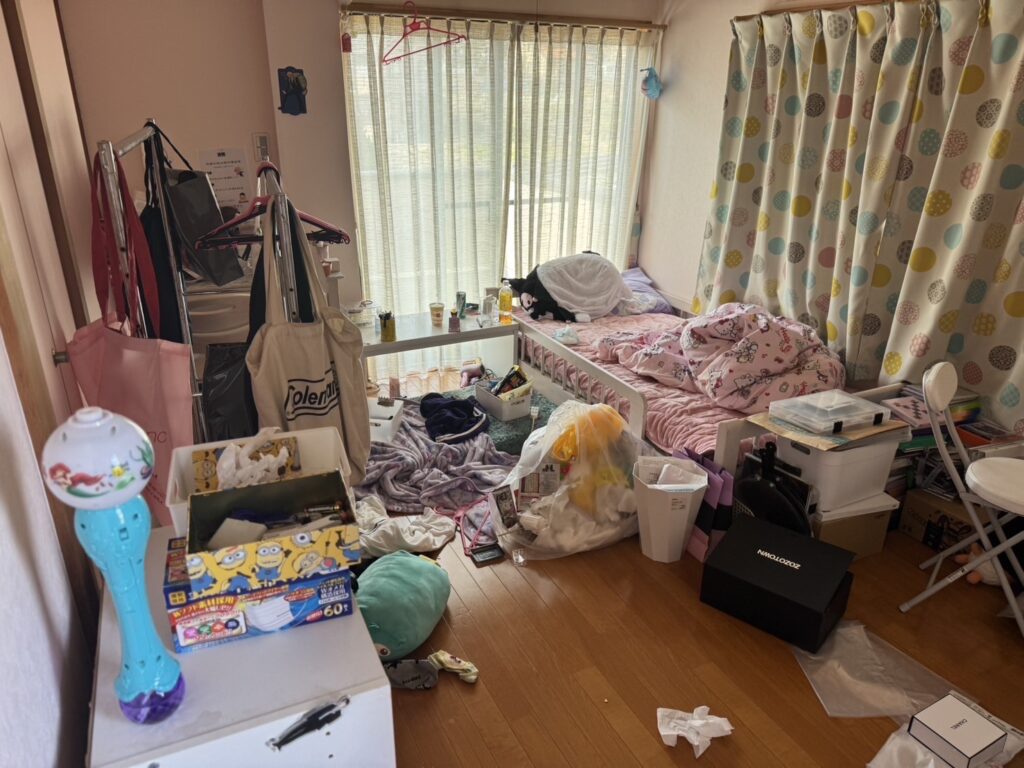 群馬県桐生市3DKマンションU様の特殊清掃作業事例 Before