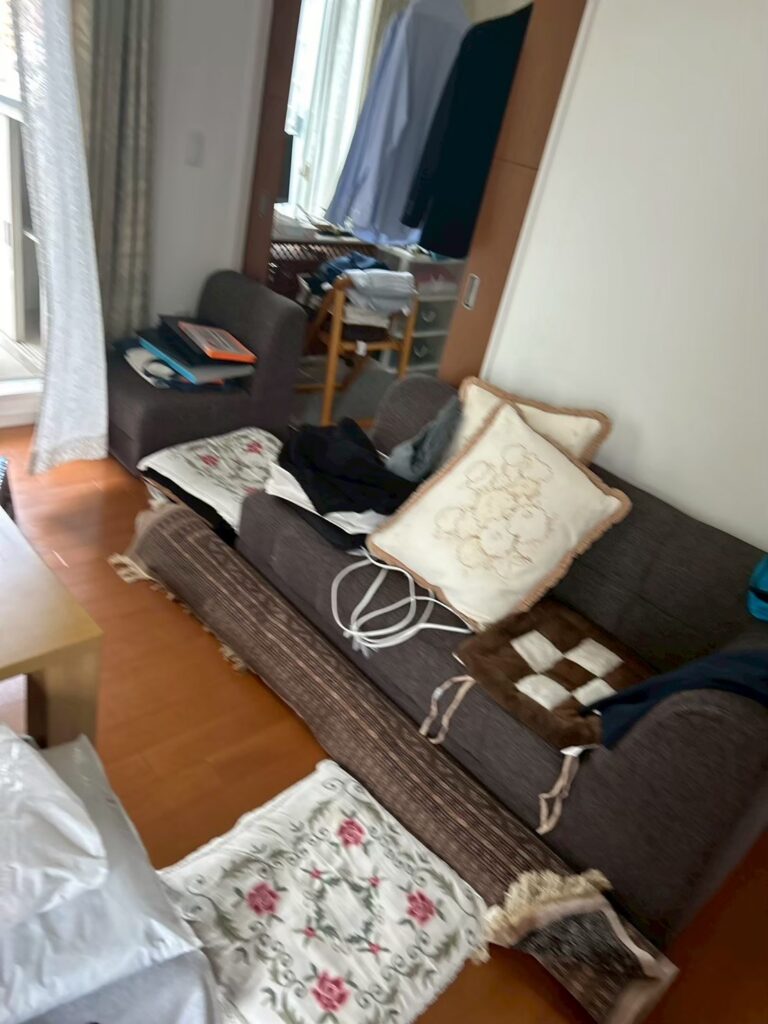 新潟県長岡市3DKマンションF様の特殊清掃作業事例 Before