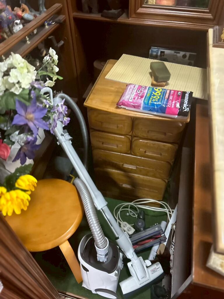 福井県越前市2DKマンションH様の特殊清掃作業事例 Before