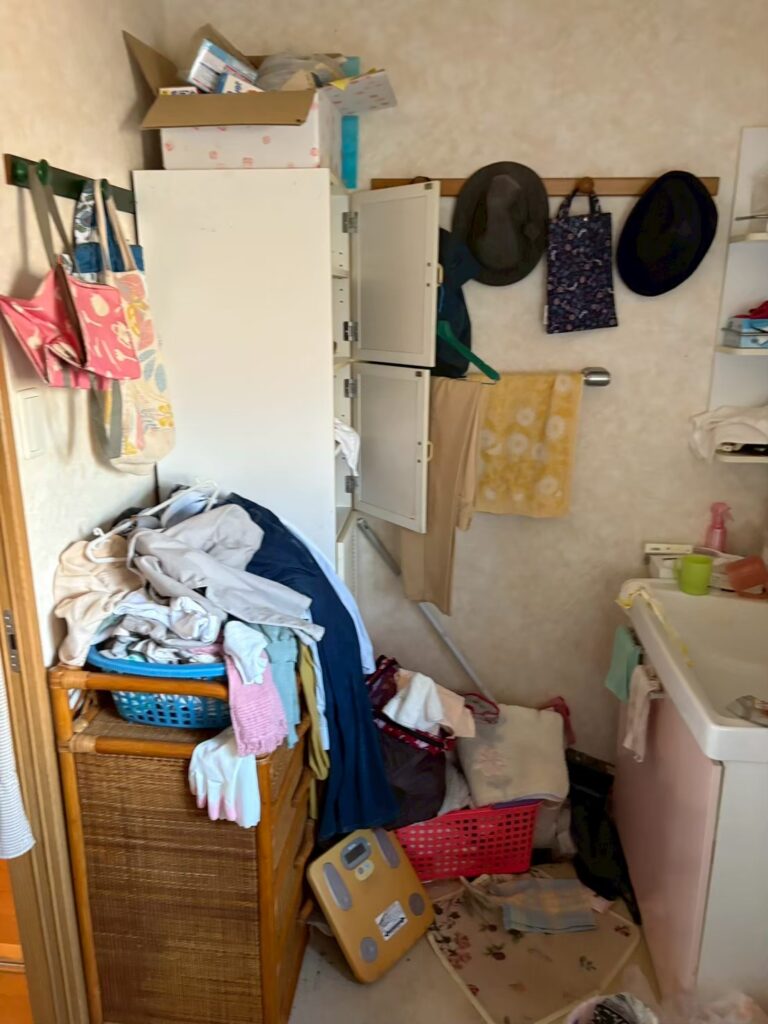 岐阜県各務原市3LDKマンションW様の特殊清掃作業事例 Before