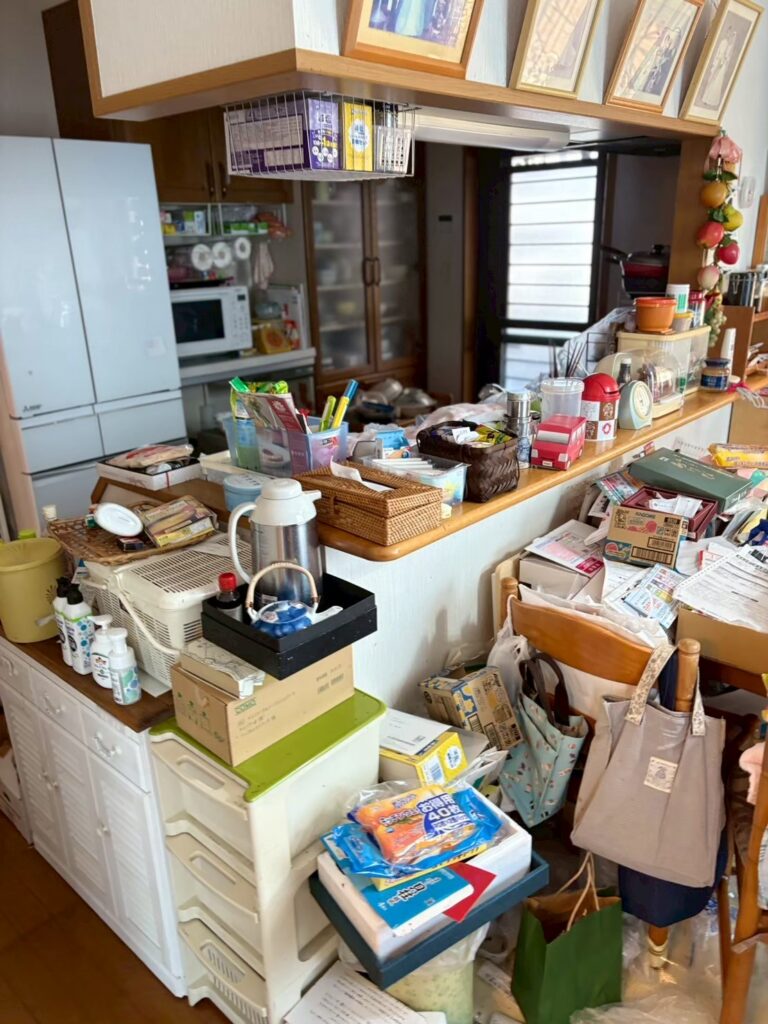 静岡県沼津市3LDKマンションK様の特殊清掃作業事例 Before