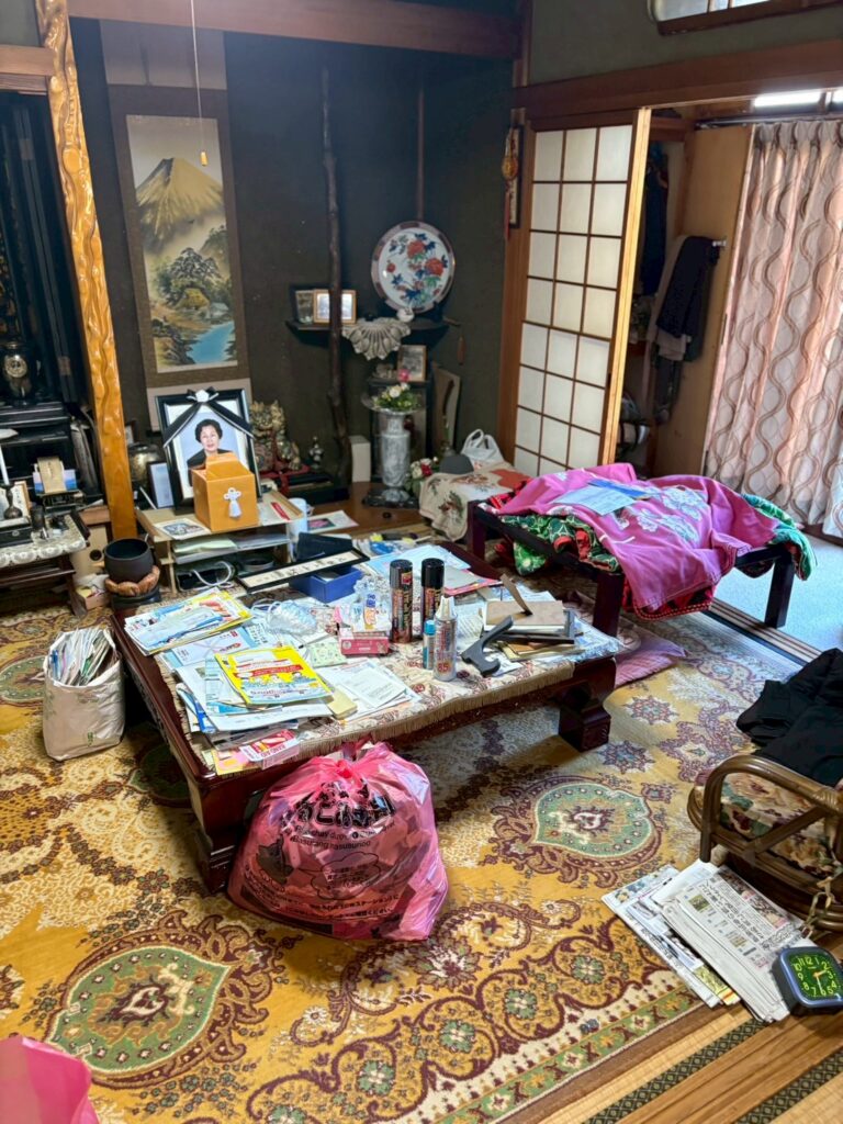 滋賀県長浜市1RアパートO様の特殊清掃作業事例 Before