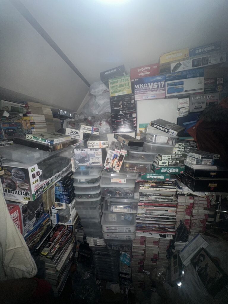 島根県奥出雲町1DKアパートK.M様のゴミ屋敷片付け事例 Before