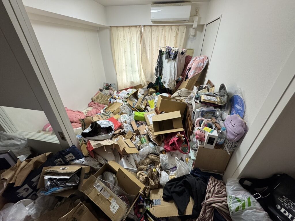 広島県三原市3LDK戸建てT.K様のゴミ屋敷片付け事例 Before