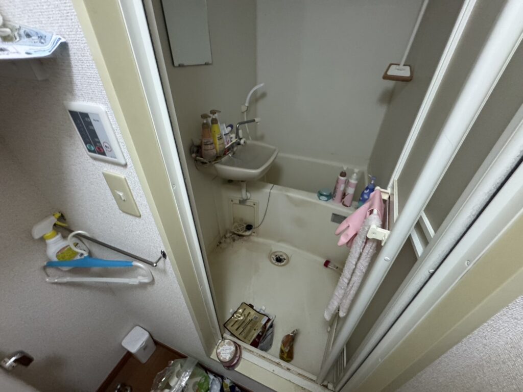 青森県八戸市2DKアパートN様の特殊清掃作業事例 Before