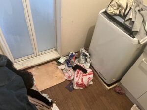 宮城県名取市2LDKマンションF様の特殊清掃作業事例