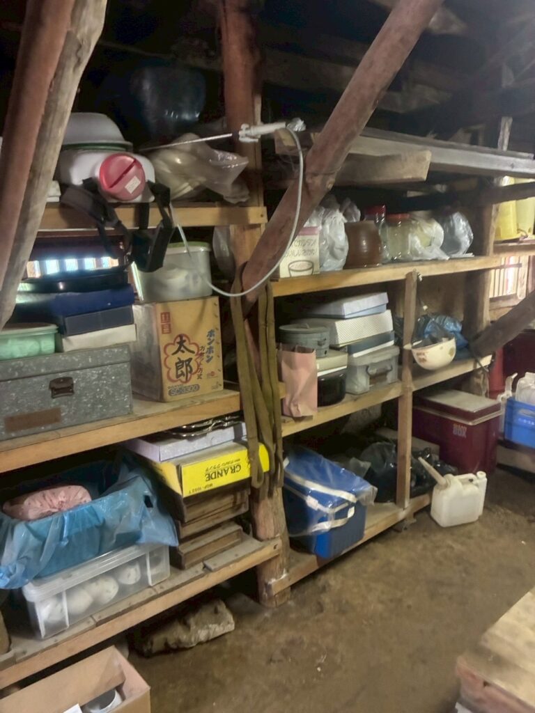 秋田県横手市1KマンションF様の特殊清掃作業事例 Before