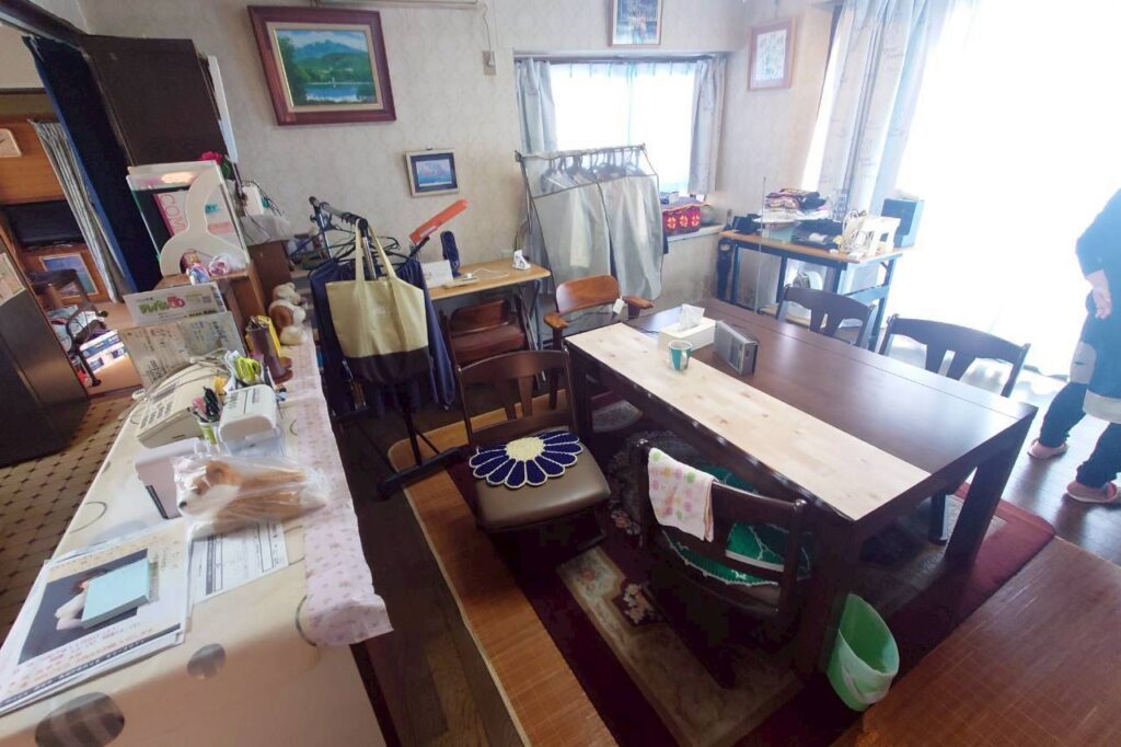 和歌山県海南市1KマンションO様の特殊清掃作業事例 Before