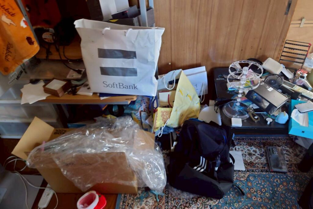 沖縄県那覇市1DKマンションU様の特殊清掃作業事例 Before