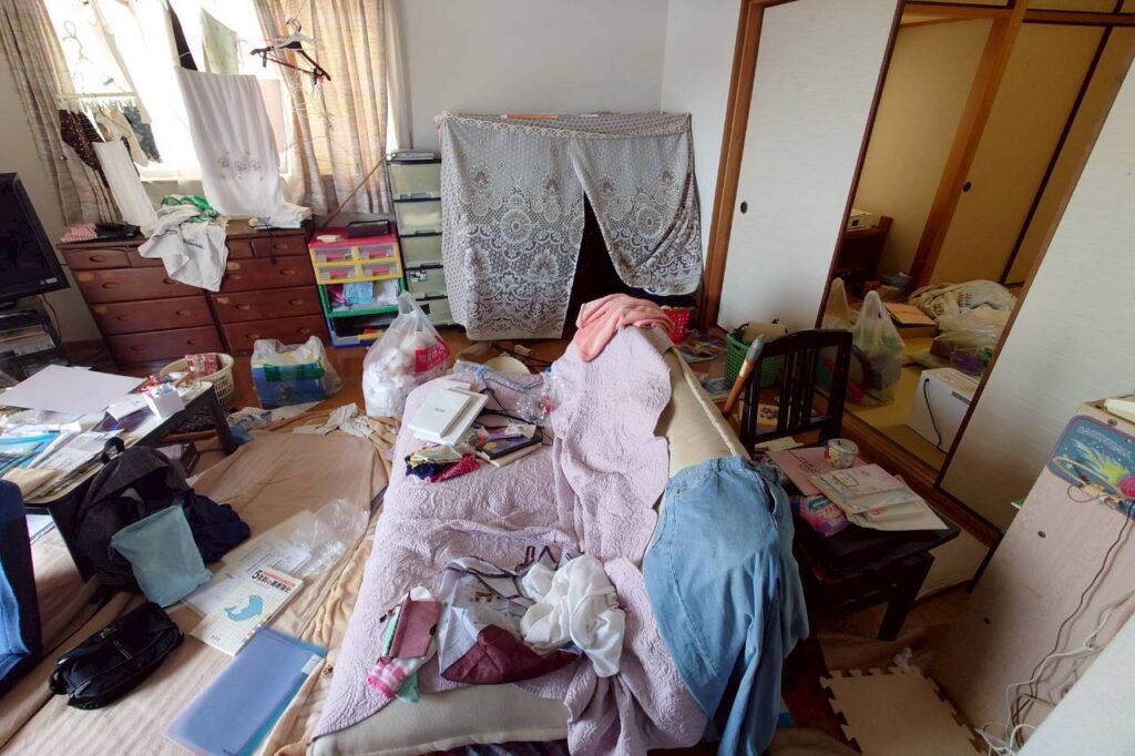 青森県青森市4LDK二世帯住宅M様の遺品整理事例 Before