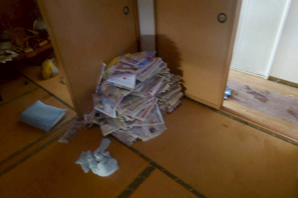 長野県佐久市2DKアパートM様の遺品整理事例 Before
