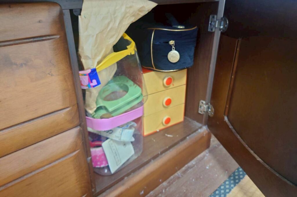 京都府亀岡市2LDK戸建てA様の遺品整理事例 Before