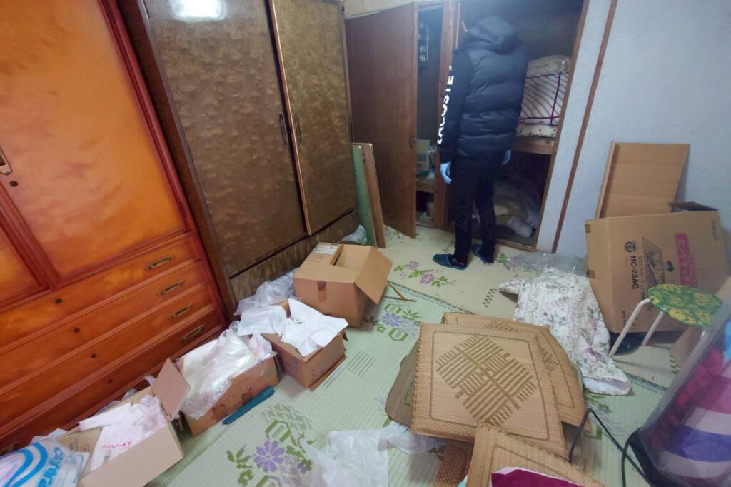 奈良県香芝市2LDKマンションT様の遺品整理事例 Before