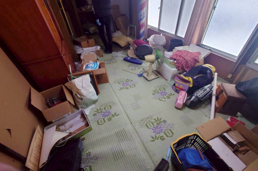 和歌山県和歌山市2DKアパートN様の遺品整理事例 Before