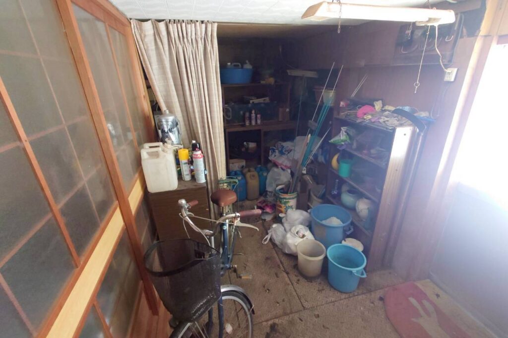 和歌山県紀の川市1DKアパートU様の遺品整理事例 Before