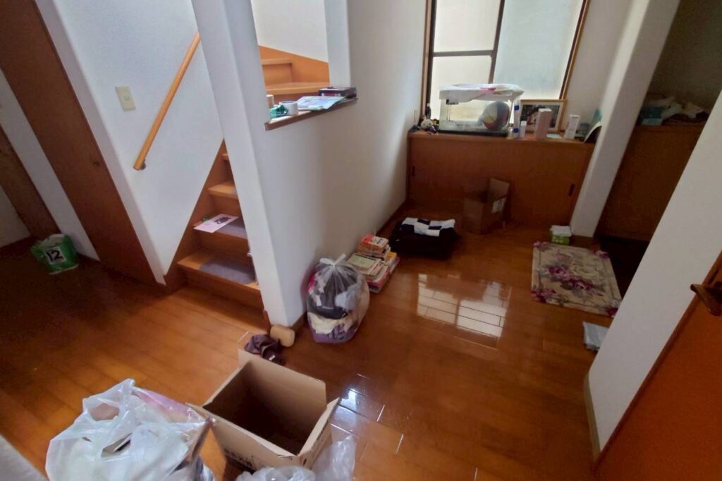 岩手県宮古市2LDK戸建てT様の遺品整理事例 Before