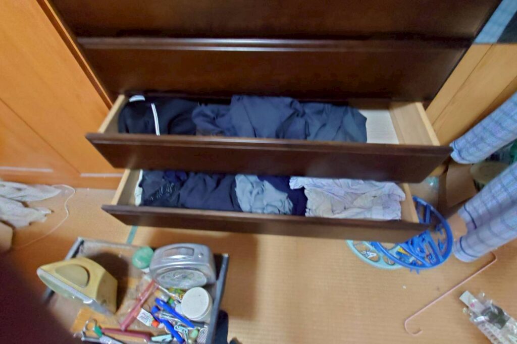 愛媛県西条市2DK戸建てS様の遺品整理事例 Before