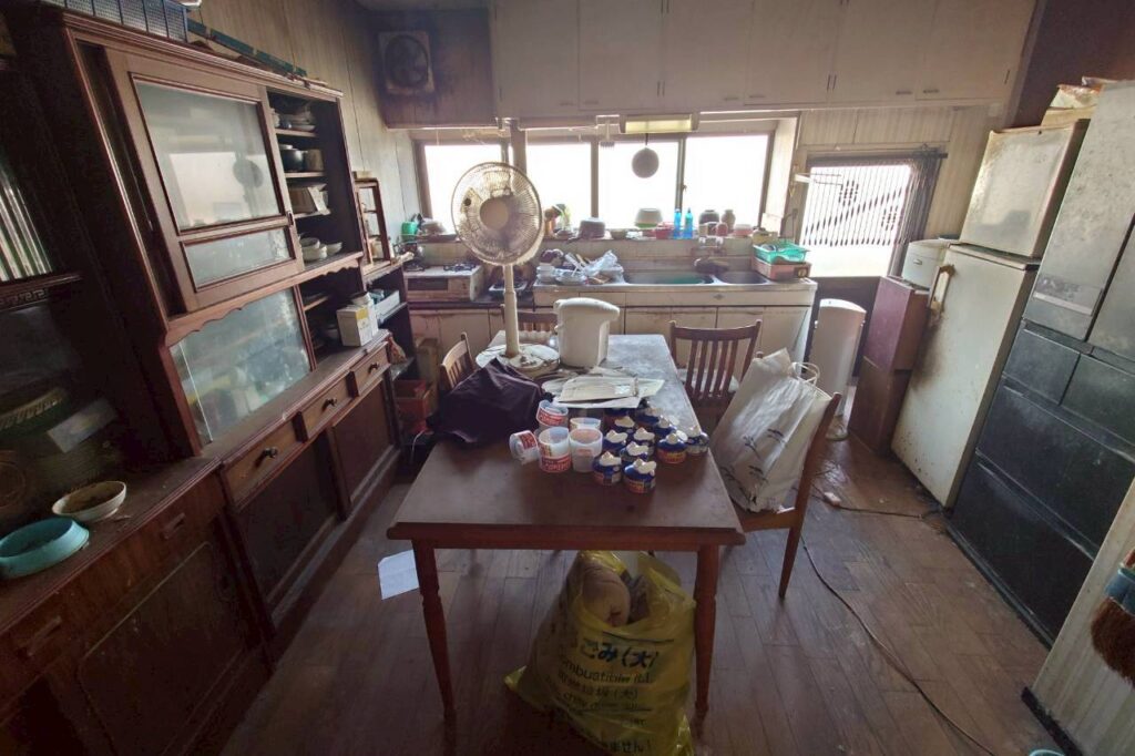 沖縄県那覇市1DKアパートA様の遺品整理事例 Before