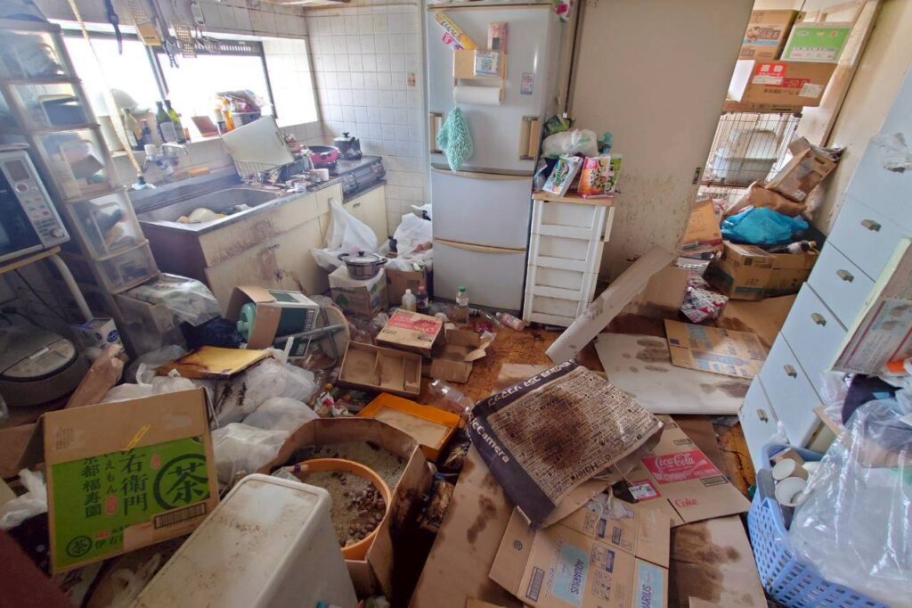 福島県福島市3DK戸建てS様の遺品整理事例 Before