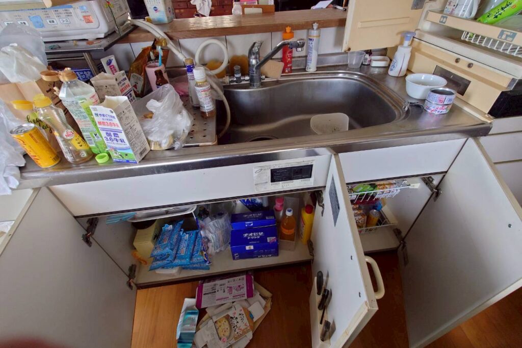 北海道函館市2LDKマンションI様の遺品整理事例 Before