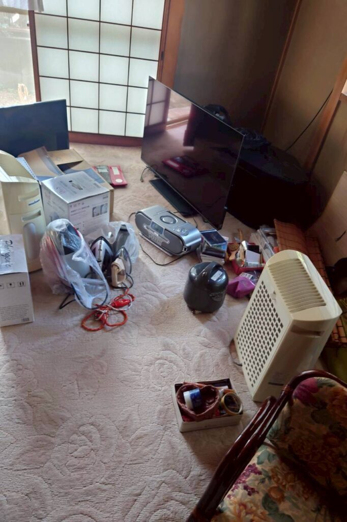 神奈川県横浜市港北区4LDK戸建てY様の遺品整理事例 Before