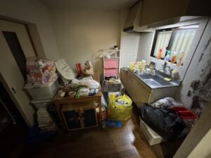 岡山県勝央町1DKマンションK様のゴミ屋敷片付け事例