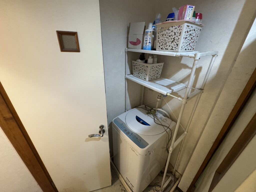 岡山県奈義町3DK店舗兼住宅N様のゴミ屋敷片付け事例 Before