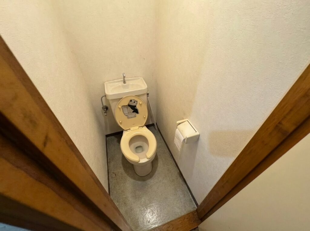 岡山県奈義町1KマンションM様のゴミ屋敷片付け事例 After