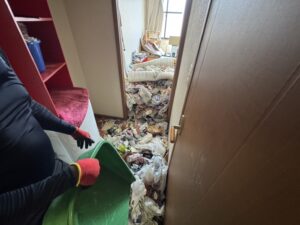 島根県雲南市2DKマンションU様のゴミ屋敷片付け事例