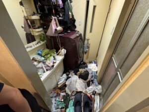 島根県海士町2DKマンションA様のゴミ屋敷片付け事例