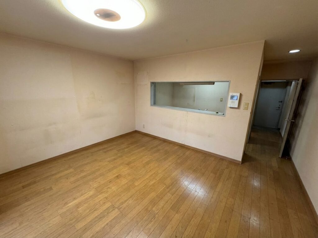 島根県知夫村1DKアパートY様のゴミ屋敷片付け事例 After