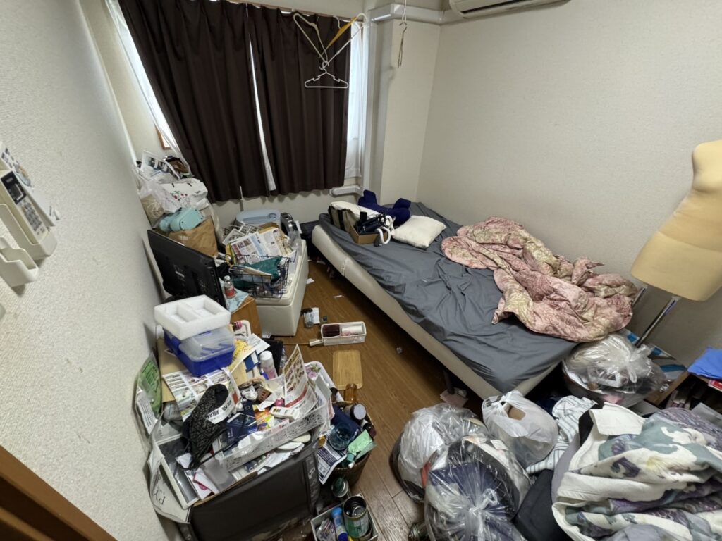 山口県下関市3DK戸建てH様のゴミ屋敷片付け事例 Before