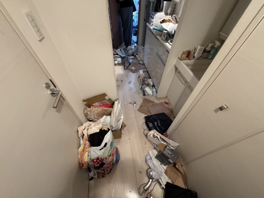 山口県萩市2LDK戸建てN様のゴミ屋敷片付け事例 Before