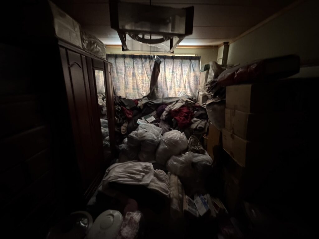 山口県光市3DK戸建てY様のゴミ屋敷片付け事例 Before
