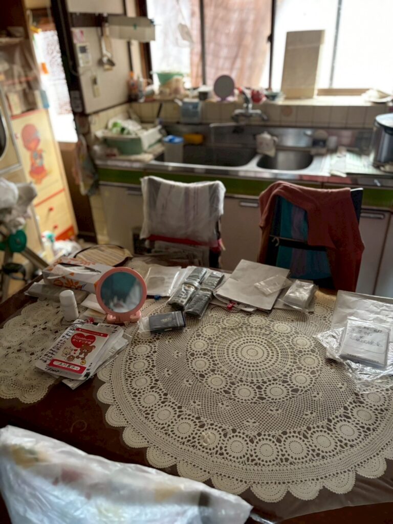 長崎県島原市1R二世帯住宅V様の作業事例 Before