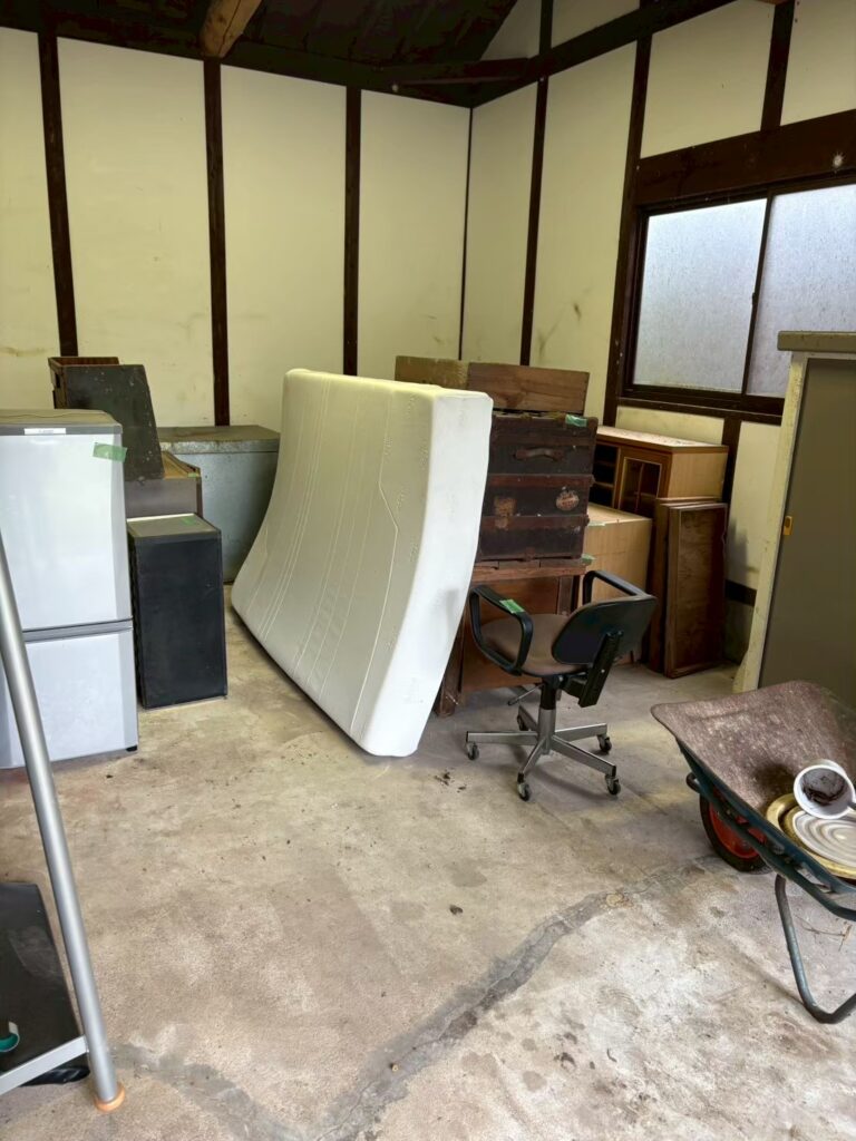 広島県神石高原町2DK戸建てK様の特殊清掃事例 Before