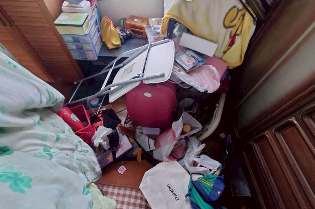 岡山県総社市1DKマンションK様の特殊清掃事例 Before