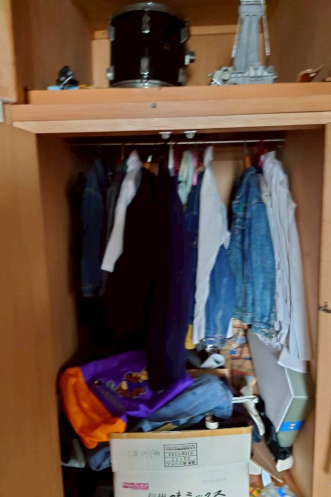 岡山県美作市2DKアパートO様の特殊清掃事例 Before